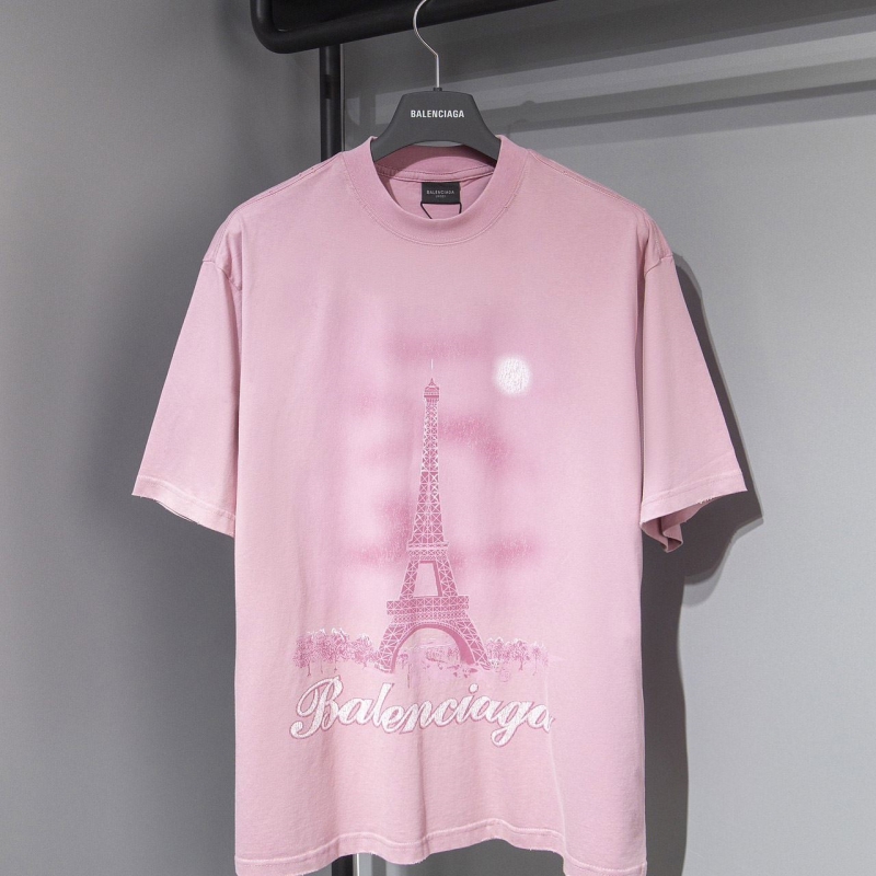 Ba*len*cia*ga t-shirts